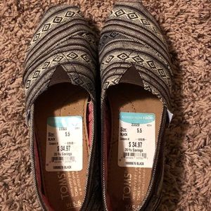 Toms size 5.5